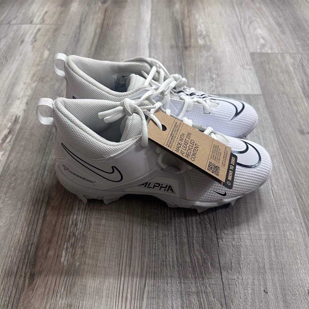 Nike boys football cleats $30 size 6